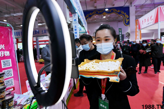 ��28�Ã�(n��i)�ɹ��r(n��ng)����(hu��)