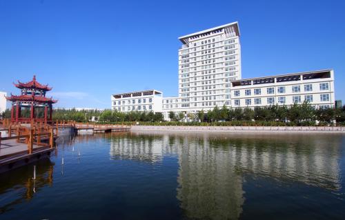 衡水科技工程學(xué)校招生有什么特別限制嗎？