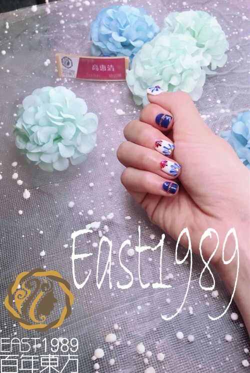  青花美甲怎么做？保定東方技工學(xué)校教你巧做美甲！