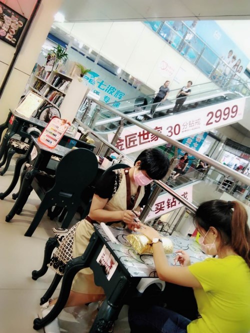 纖指圓夢(mèng)想！保定東方技工學(xué)校創(chuàng)業(yè)者——李丹！  