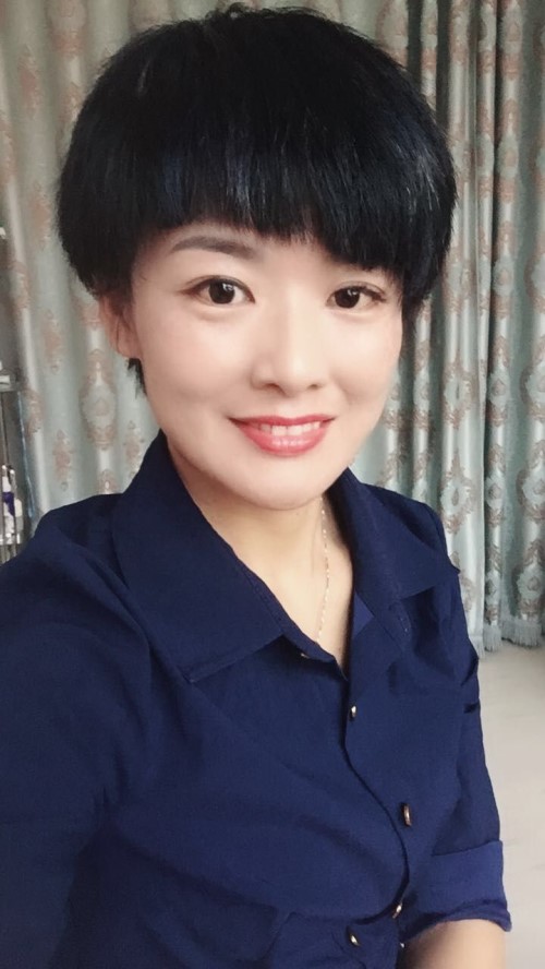 纖指圓夢(mèng)想！保定東方技工學(xué)校創(chuàng)業(yè)者——李丹！  