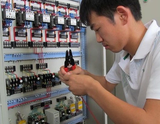 唐山哪里可以學電工？