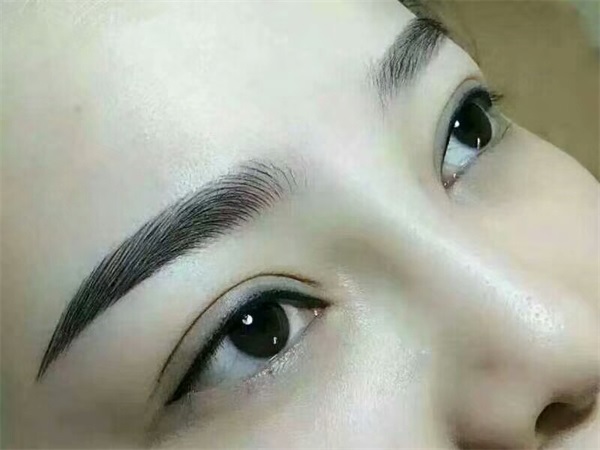 唐山于航美學形象設計培訓學校紋繡課程包括哪些內容？
