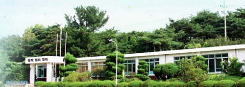 邯鄲華夏職業(yè)技術(shù)學(xué)校學(xué)費(fèi)多少？