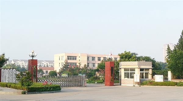 山東龍口礦業(yè)集團(tuán)高級技工學(xué)校怎么樣？學(xué)校都有什么專業(yè)？