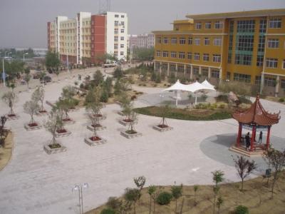 青島求實(shí)職業(yè)技術(shù)學(xué)院設(shè)施完善嗎？就業(yè)有保障嗎？