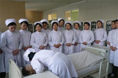 石家莊天使護士學(xué)校怎么報名？對學(xué)生有哪些優(yōu)惠政策？