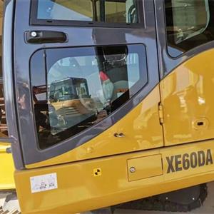 挖掘機(jī)、叉車、吊車